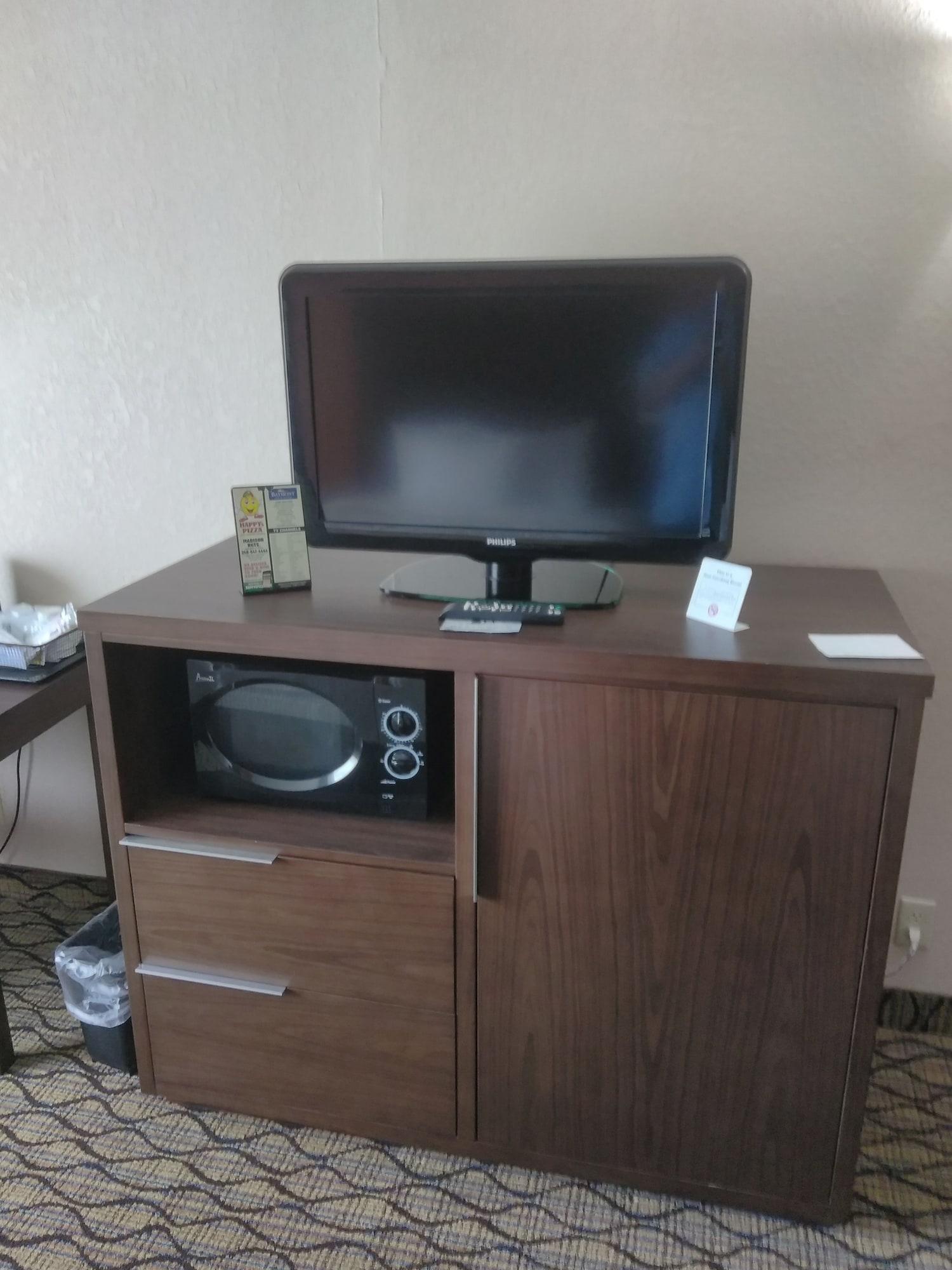Baymont By Wyndham Madison Heights Detroit Area Ξενοδοχείο Εξωτερικό φωτογραφία