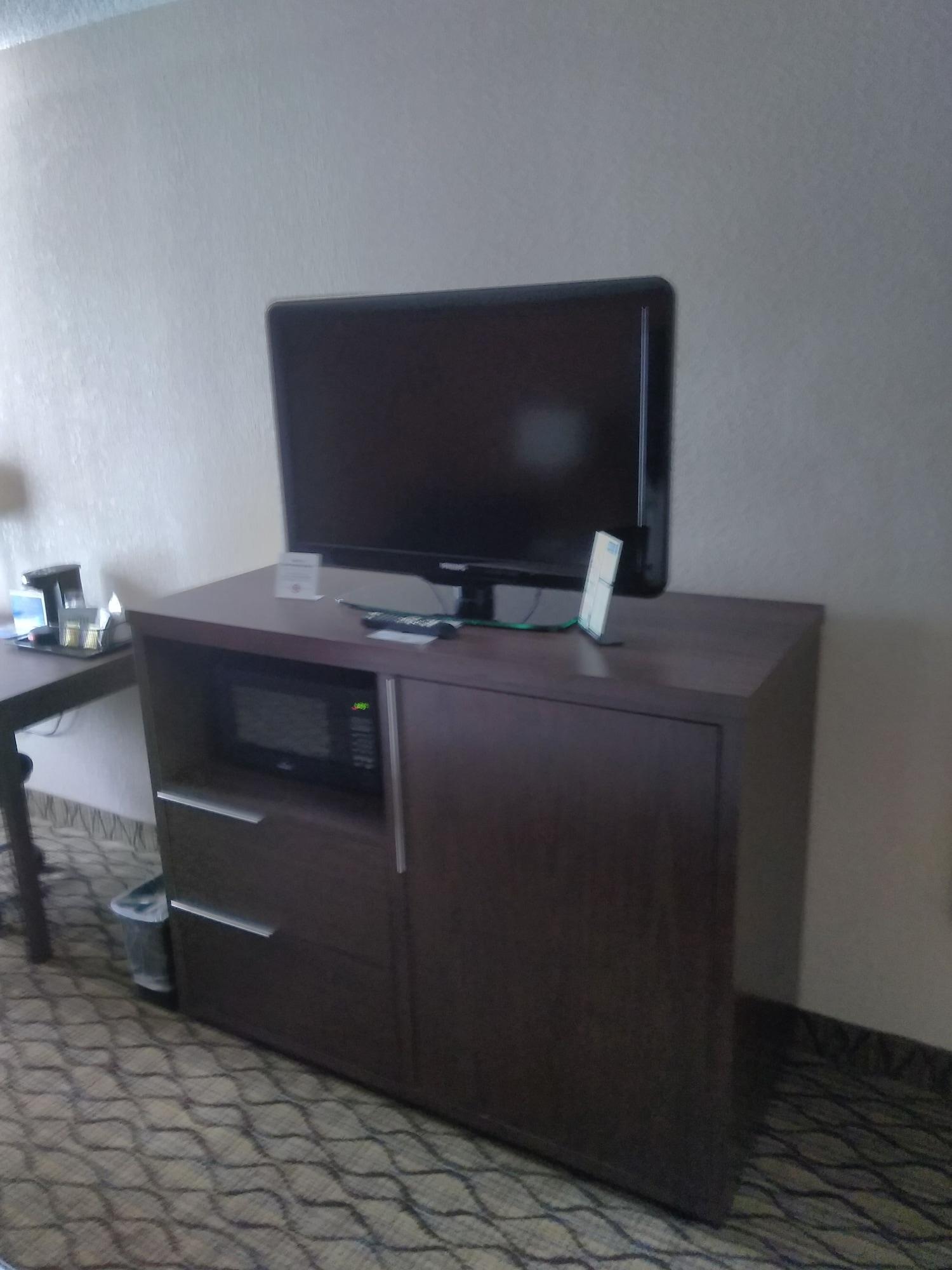 Baymont By Wyndham Madison Heights Detroit Area Ξενοδοχείο Εξωτερικό φωτογραφία