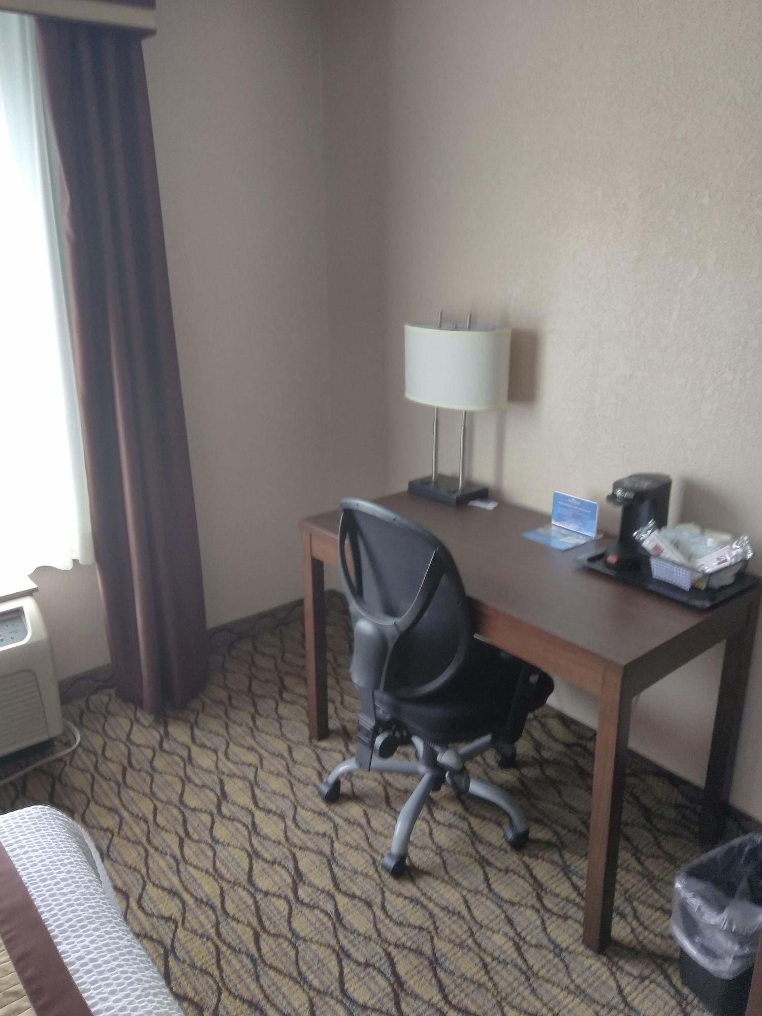Baymont By Wyndham Madison Heights Detroit Area Ξενοδοχείο Εξωτερικό φωτογραφία