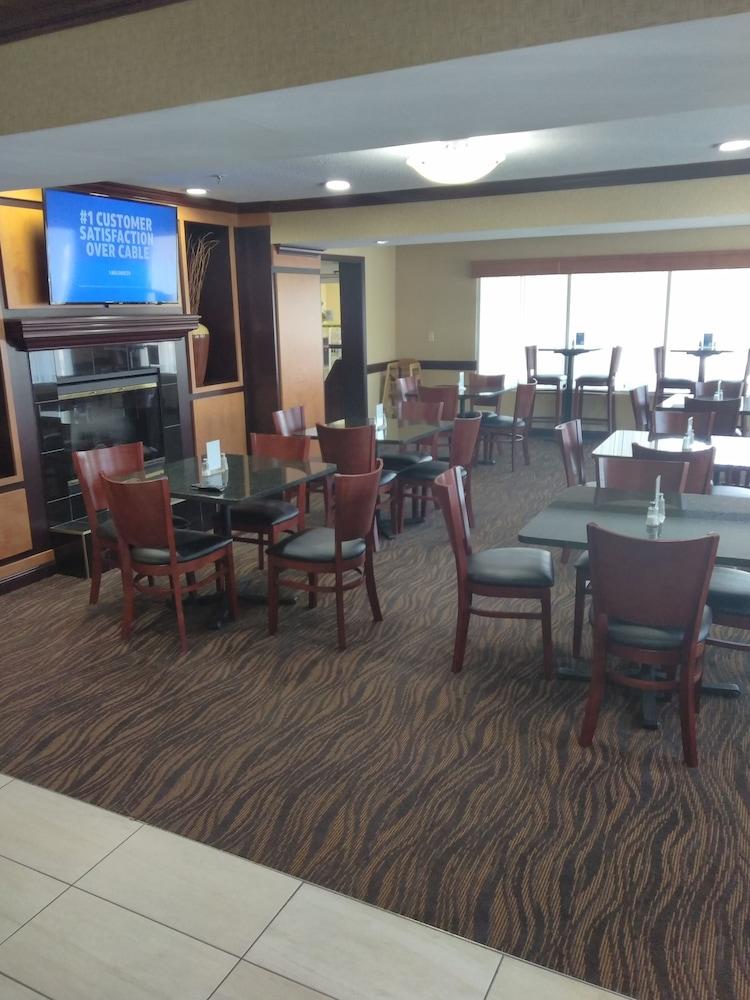 Baymont By Wyndham Madison Heights Detroit Area Ξενοδοχείο Εξωτερικό φωτογραφία