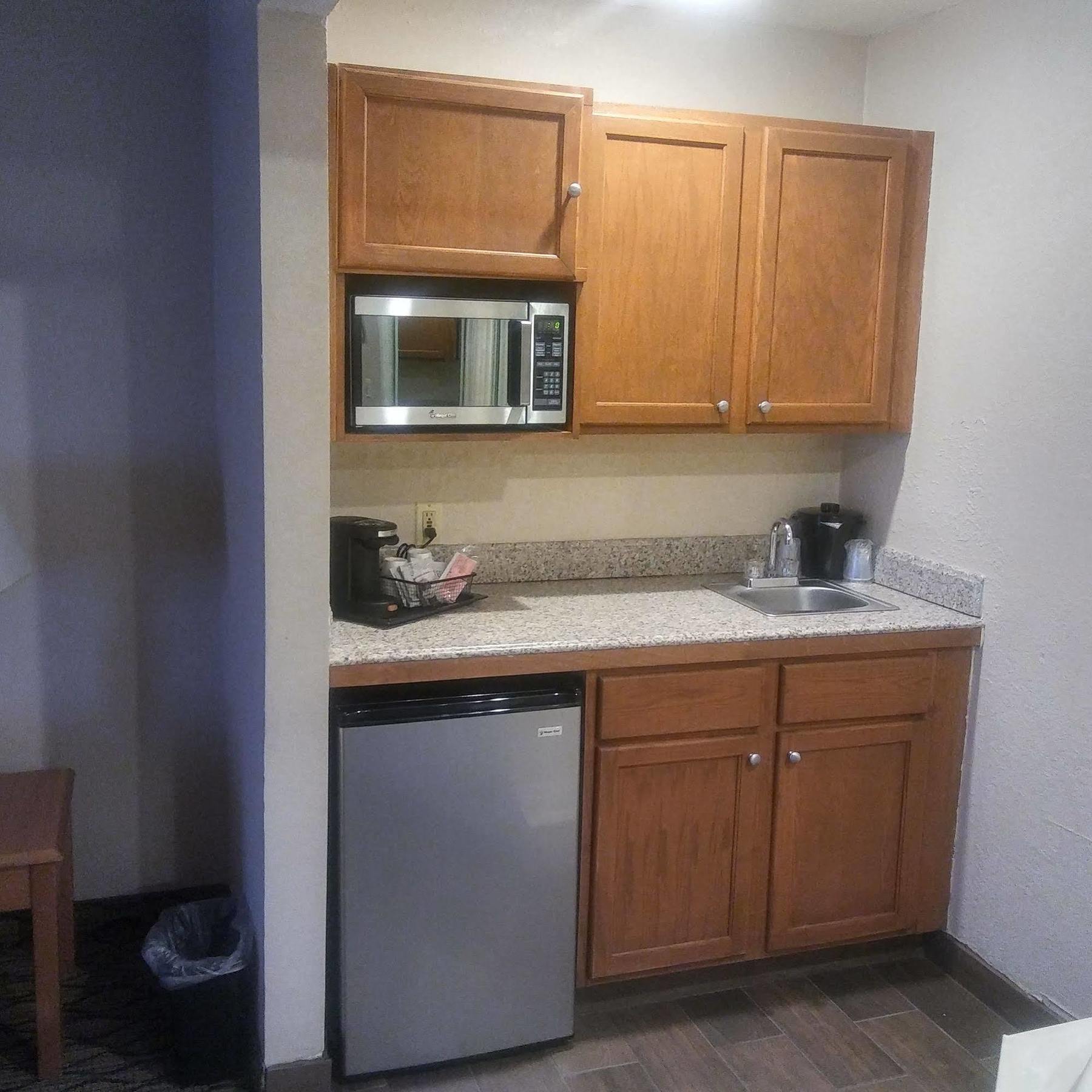 Baymont By Wyndham Madison Heights Detroit Area Ξενοδοχείο Εξωτερικό φωτογραφία