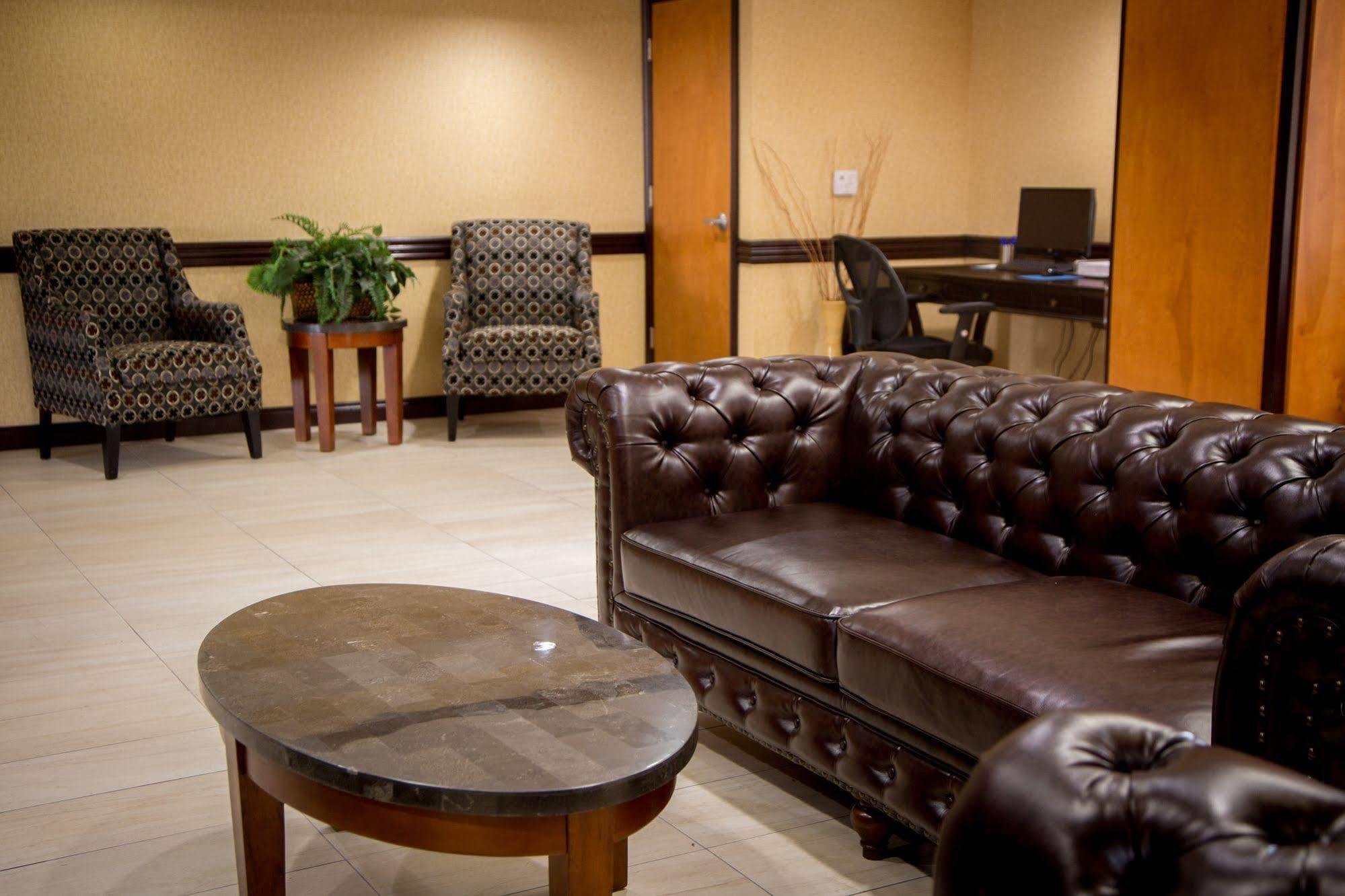 Baymont By Wyndham Madison Heights Detroit Area Ξενοδοχείο Εξωτερικό φωτογραφία